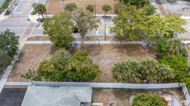 447 20th Street, West Palm Beach, FL 33407