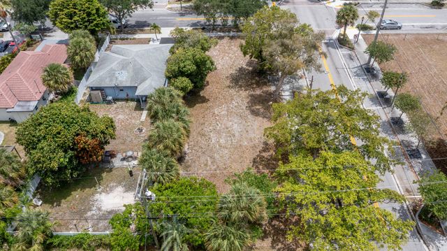 447 20th Street, West Palm Beach, FL 33407