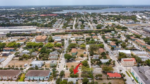 447 20th Street, West Palm Beach, FL 33407