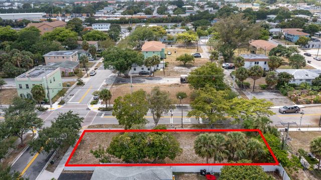447 20th Street, West Palm Beach, FL 33407