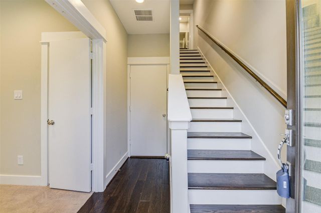 710 Clark Street, Houston, TX 77020