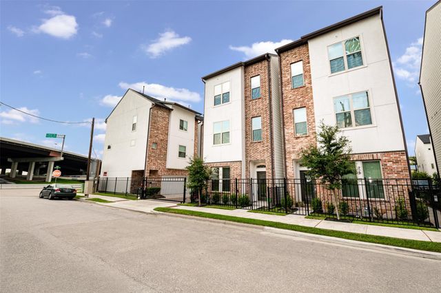 710 Clark Street, Houston, TX 77020