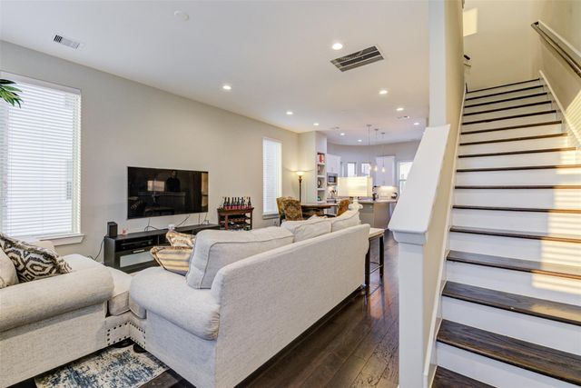 710 Clark Street, Houston, TX 77020