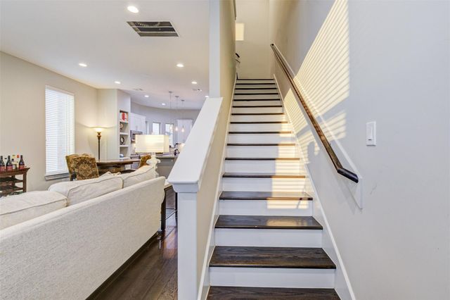 710 Clark Street, Houston, TX 77020