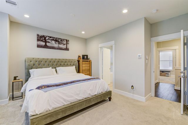 710 Clark Street, Houston, TX 77020