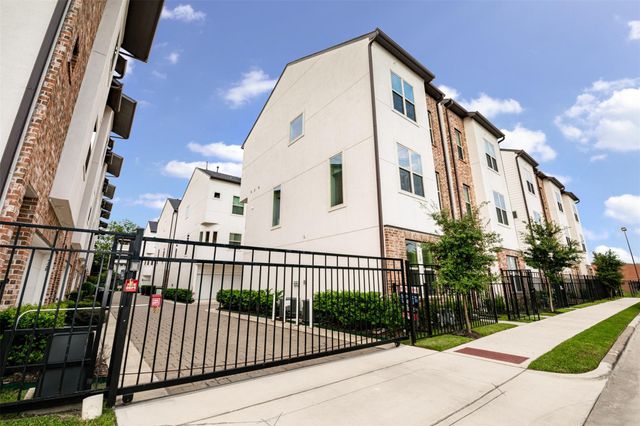 710 Clark Street, Houston, TX 77020