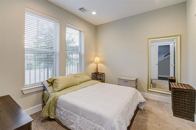 710 Clark Street, Houston, TX 77020