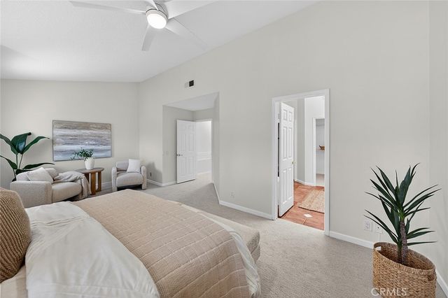 19462 Pompano Lane 111, Huntington Beach, CA 92648
