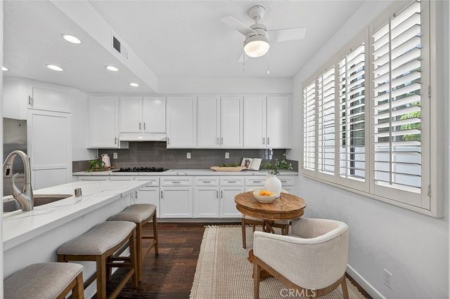 19462 Pompano Lane 111, Huntington Beach, CA 92648