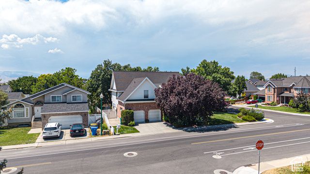 985 N MAIN, Orem, UT 84057