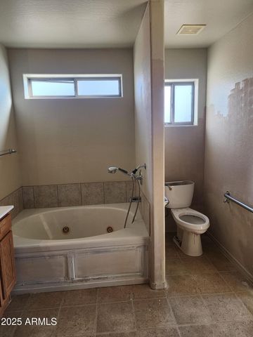 25451 W KORTSEN Road, Casa Grande, AZ 85193