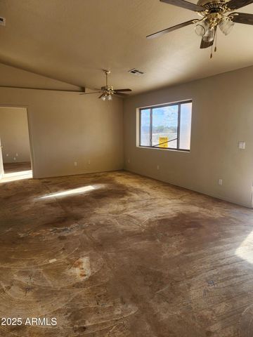 25451 W KORTSEN Road, Casa Grande, AZ 85193