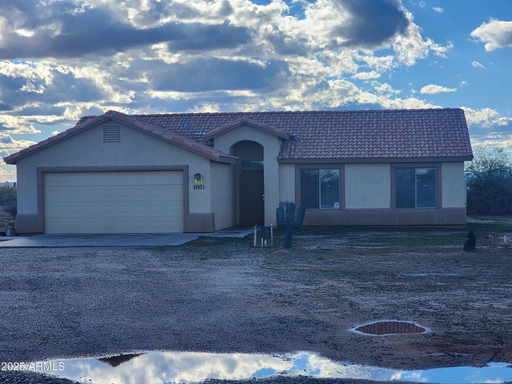 25451 W KORTSEN Road, Casa Grande, AZ 85193