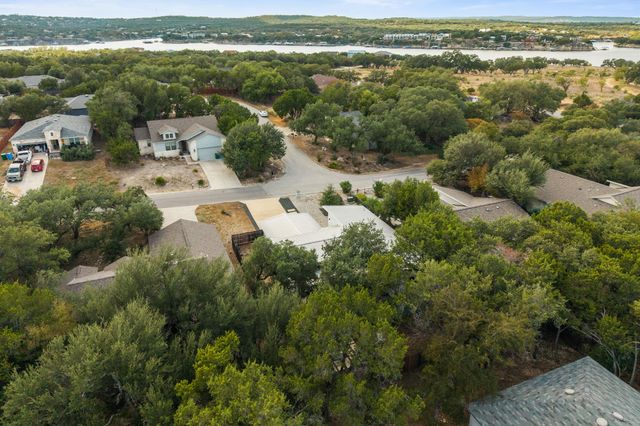 1917 Owens LN, Lago Vista, TX 78645