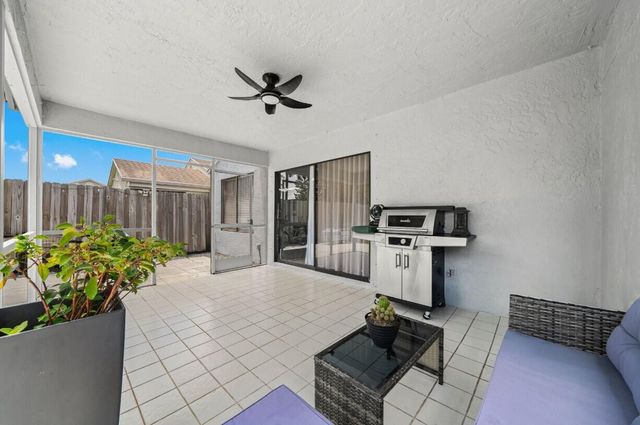 3760 NW 20th Street, Coconut Creek, FL 33066