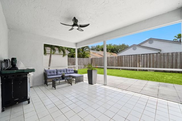 3760 NW 20th Street, Coconut Creek, FL 33066