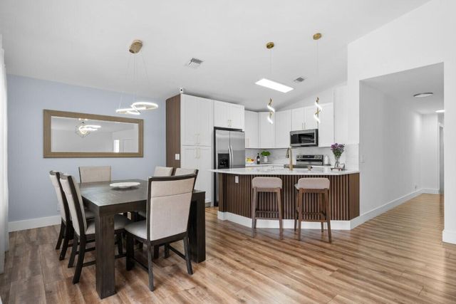 3760 NW 20th Street, Coconut Creek, FL 33066
