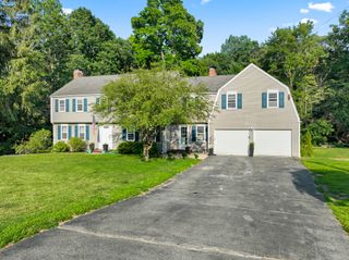 21 Stockade Road, Simsbury, CT 06092