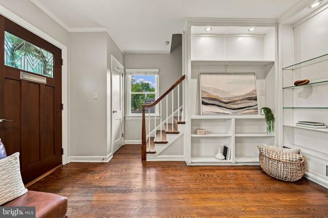 8 E MASONIC VIEW AVE, Alexandria, VA 22301