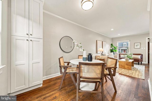 8 E MASONIC VIEW AVE, Alexandria, VA 22301