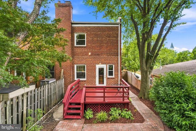 8 E MASONIC VIEW AVE, Alexandria, VA 22301