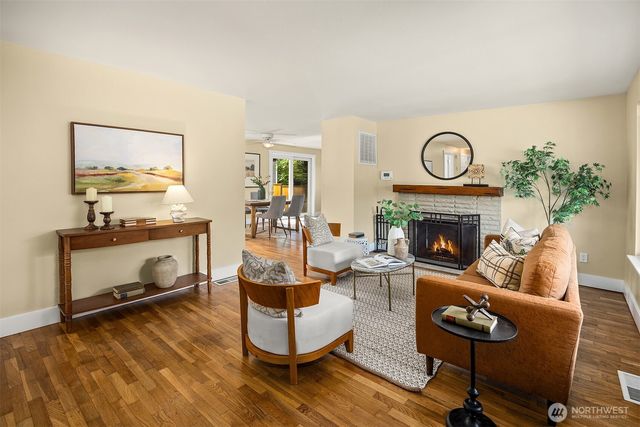 1008 Logan Road, Lynnwood, WA 98036