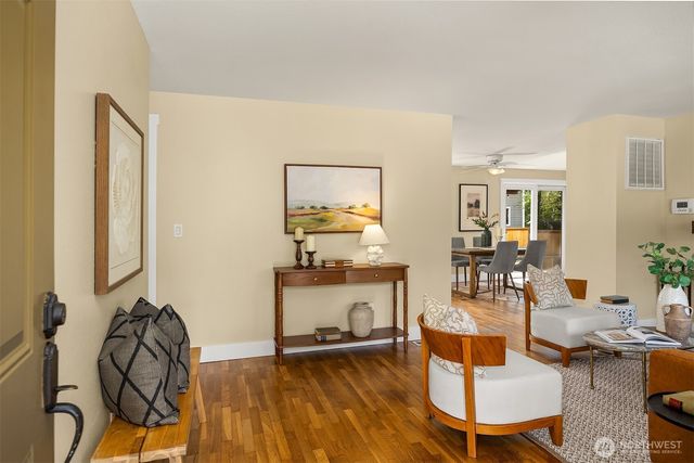 1008 Logan Road, Lynnwood, WA 98036