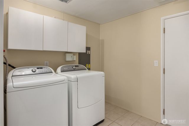 1008 Logan Road, Lynnwood, WA 98036