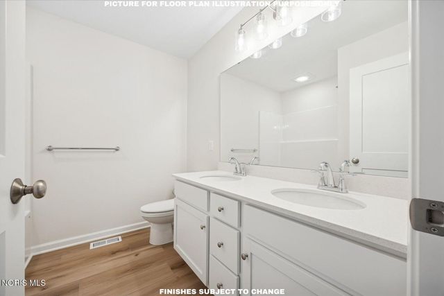 130 Valley Hall Drive, Perrysburg, OH 43551