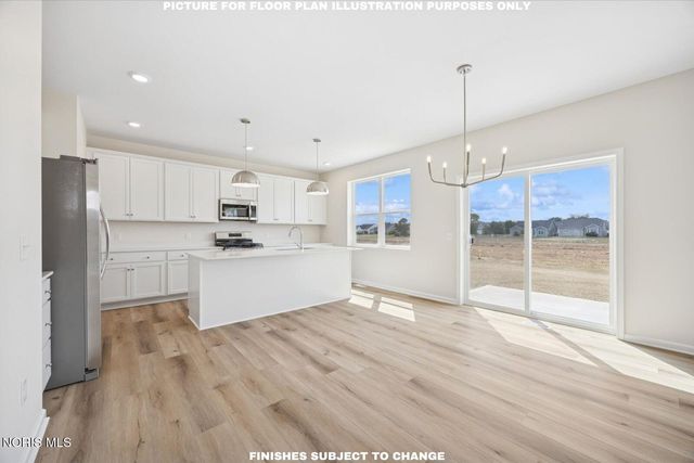 130 Valley Hall Drive, Perrysburg, OH 43551