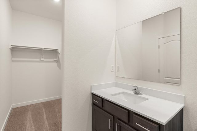 2506 Calle De Las Rosas, Belen, NM 87002