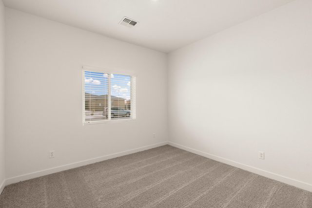 2506 Calle De Las Rosas, Belen, NM 87002