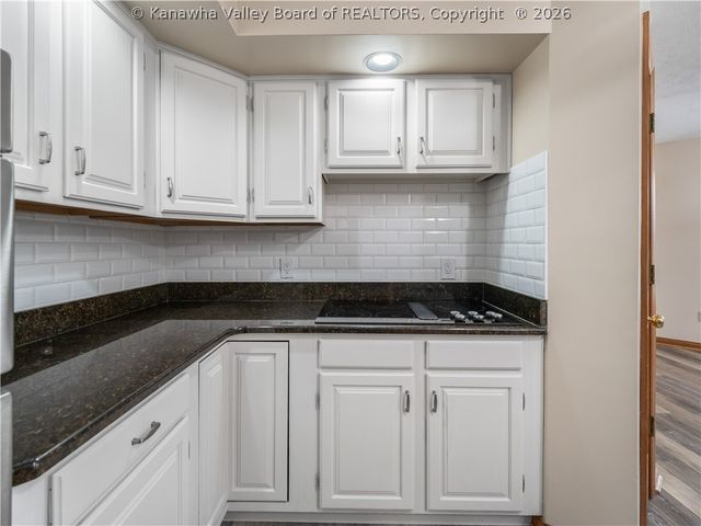 62 Muirfield Drive, Hurricane, WV 25526