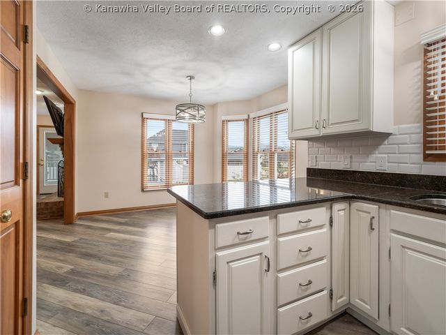 62 Muirfield Drive, Hurricane, WV 25526