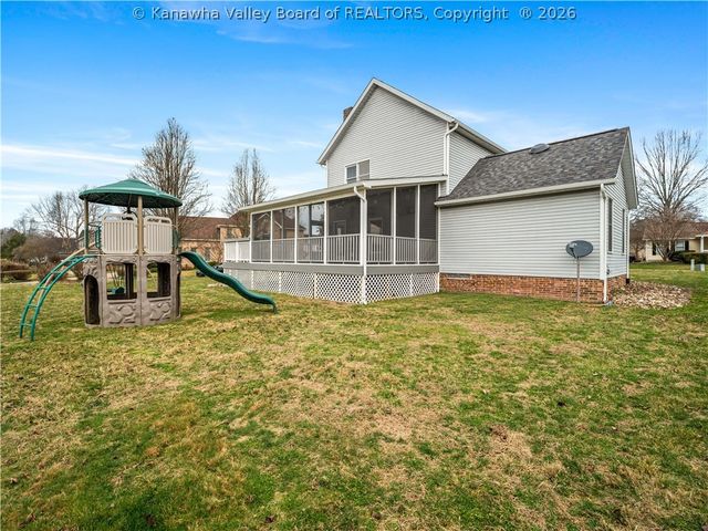 62 Muirfield Drive, Hurricane, WV 25526