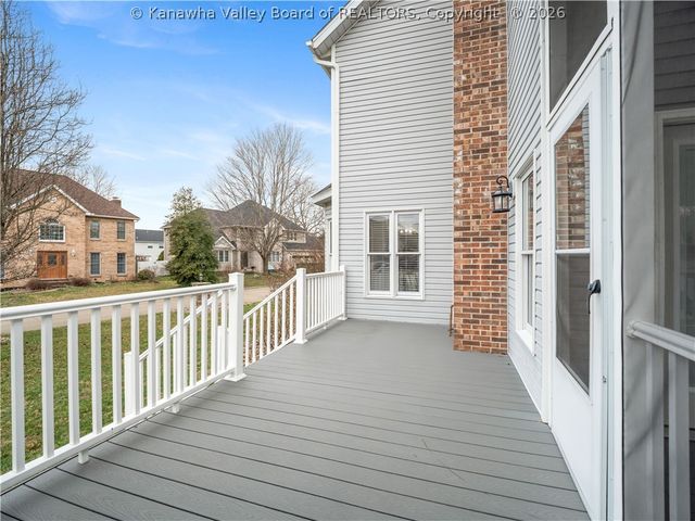 62 Muirfield Drive, Hurricane, WV 25526