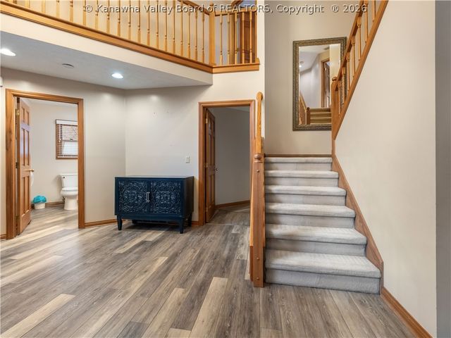 62 Muirfield Drive, Hurricane, WV 25526