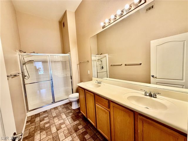 3361 Indian Shadow Street 201, Las Vegas, NV 89129