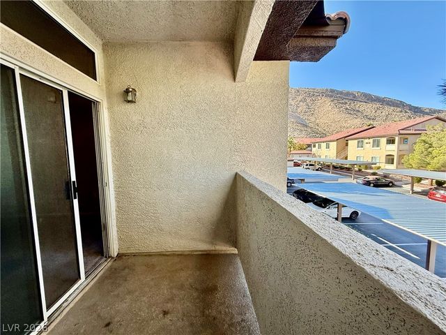 3361 Indian Shadow Street 201, Las Vegas, NV 89129