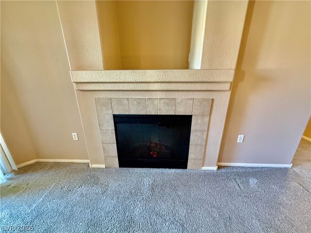 3361 Indian Shadow Street 201, Las Vegas, NV 89129