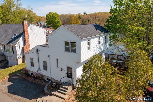 12 Grieb Trail, Wallingford, CT 06492