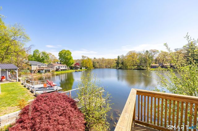 12 Grieb Trail, Wallingford, CT 06492