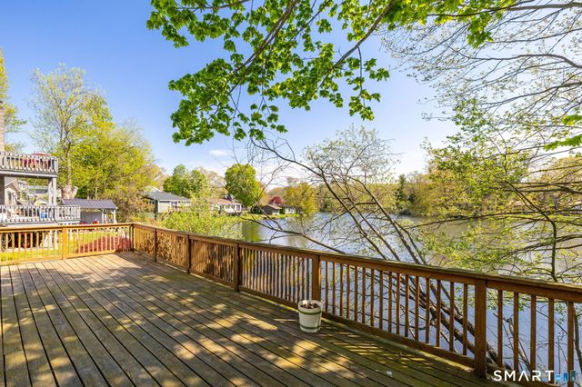 12 Grieb Trail, Wallingford, CT 06492