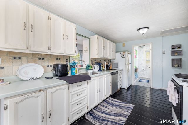 12 Grieb Trail, Wallingford, CT 06492