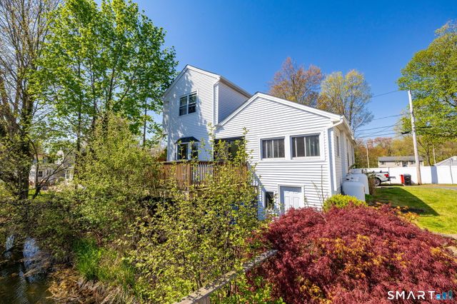12 Grieb Trail, Wallingford, CT 06492