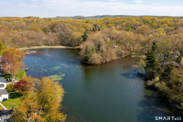 12 Grieb Trail, Wallingford, CT 06492