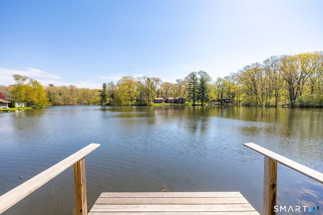 12 Grieb Trail, Wallingford, CT 06492