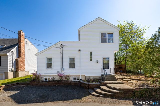 12 Grieb Trail, Wallingford, CT 06492