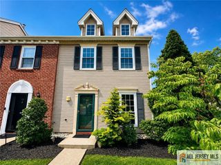 102 Goodwin Drive, North Brunswick, NJ 08902