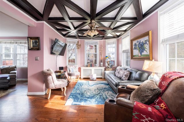 469 Minnieford Avenue, Bronx, NY 10464